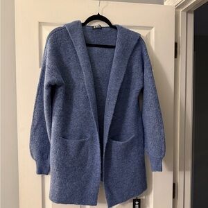 Elegant Blue Women's Cardigan